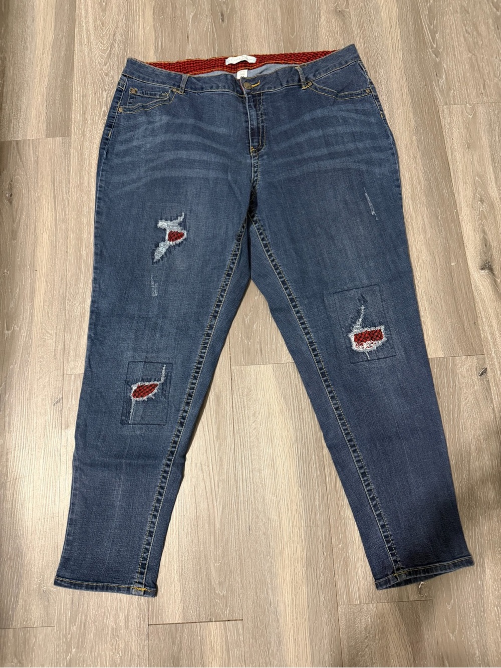 Cato Dark Blue Distressed Ankle Jeans with Red Patch Accents size 24W